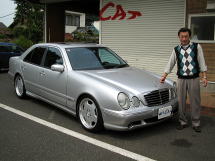 BENZ@E320@[